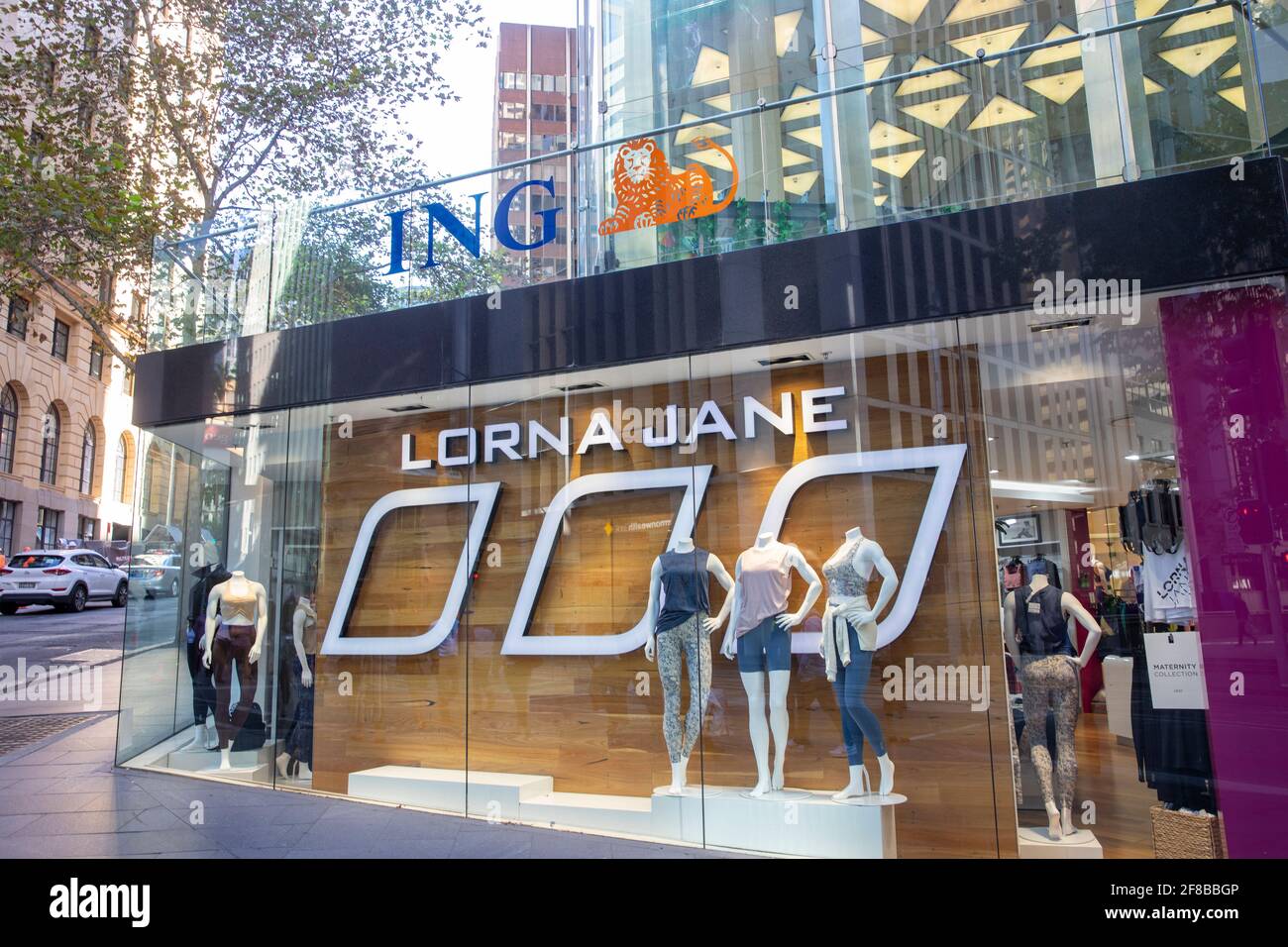 Lorna jane clothes hires stock photography and images Alamy