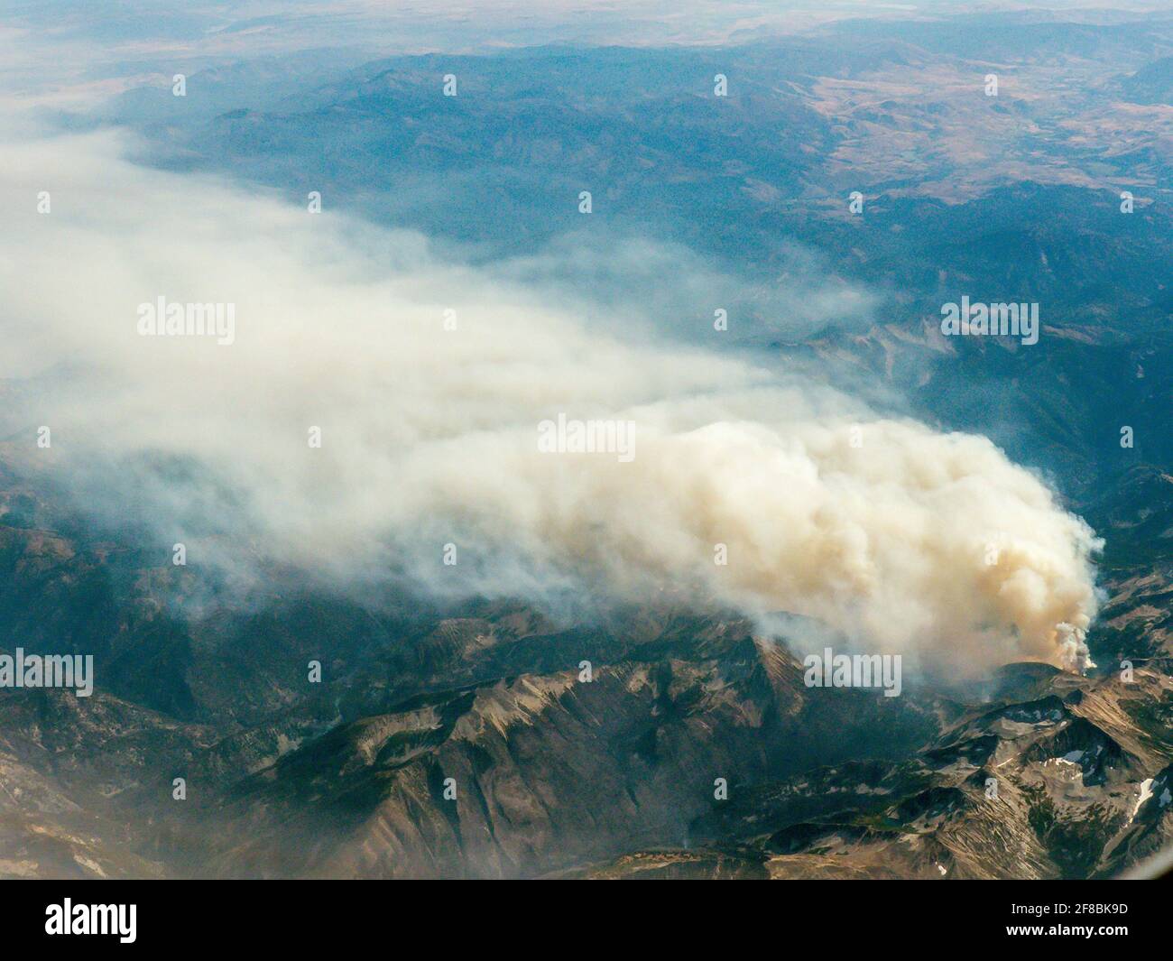 USA Forest fires burning in the Cascade Mountains of Washington State Stock Photo Alamy