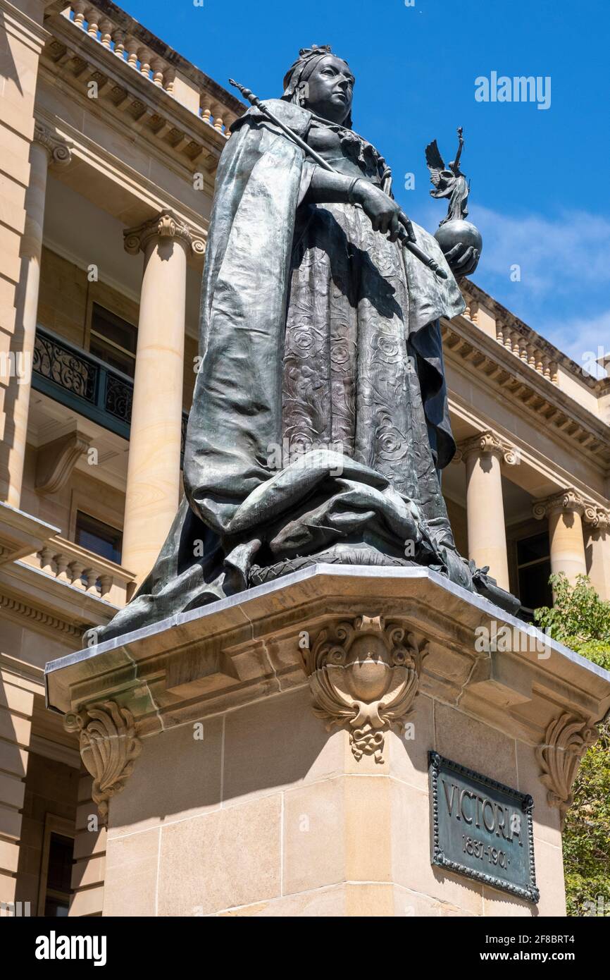 Statue of Queen Victoria located in Queens Gardens, Brisbane, Australia
