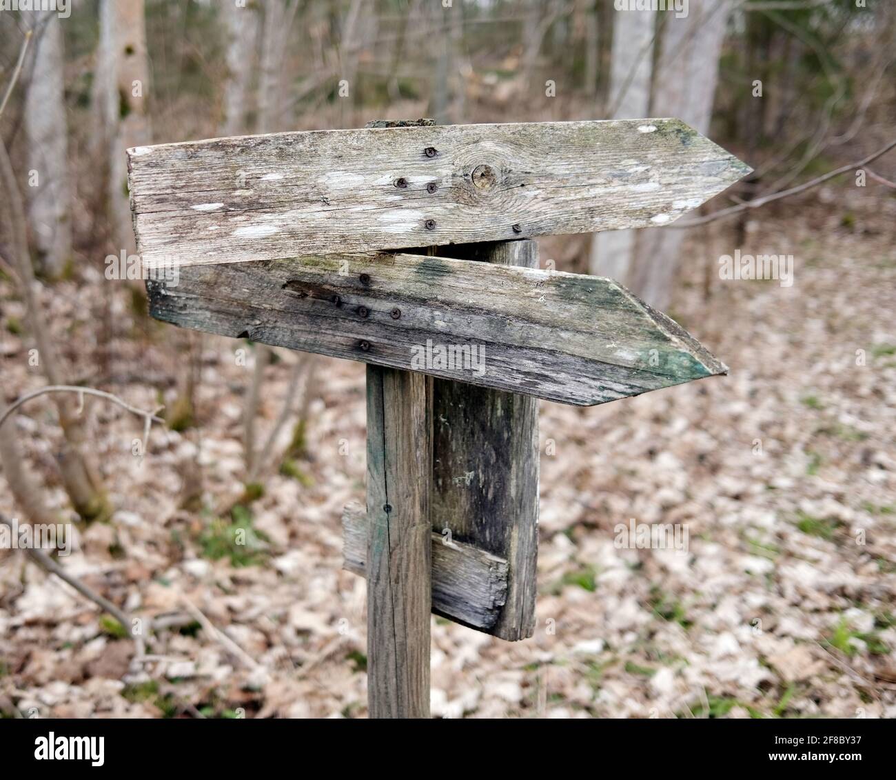 Confusing route hi-res stock photography and images - Alamy