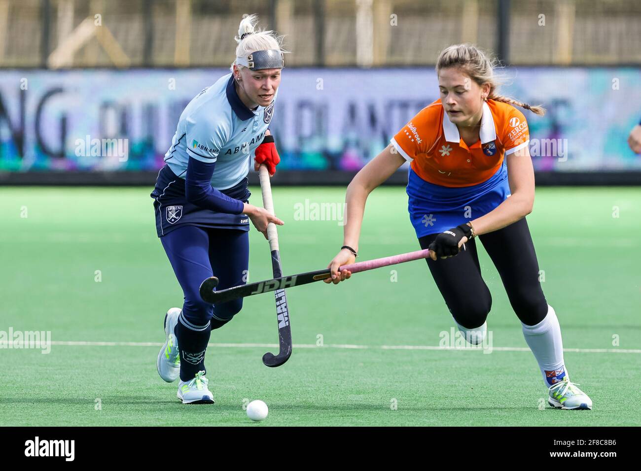 BLOEMENDAAL, NETHERLANDS - APRIL 11: Katerina Lacina of Laren, Cis van der  Salm of Bloemendaal during the Dutch Women Hockey Hoofdklasse match between  Stock Photo - Alamy