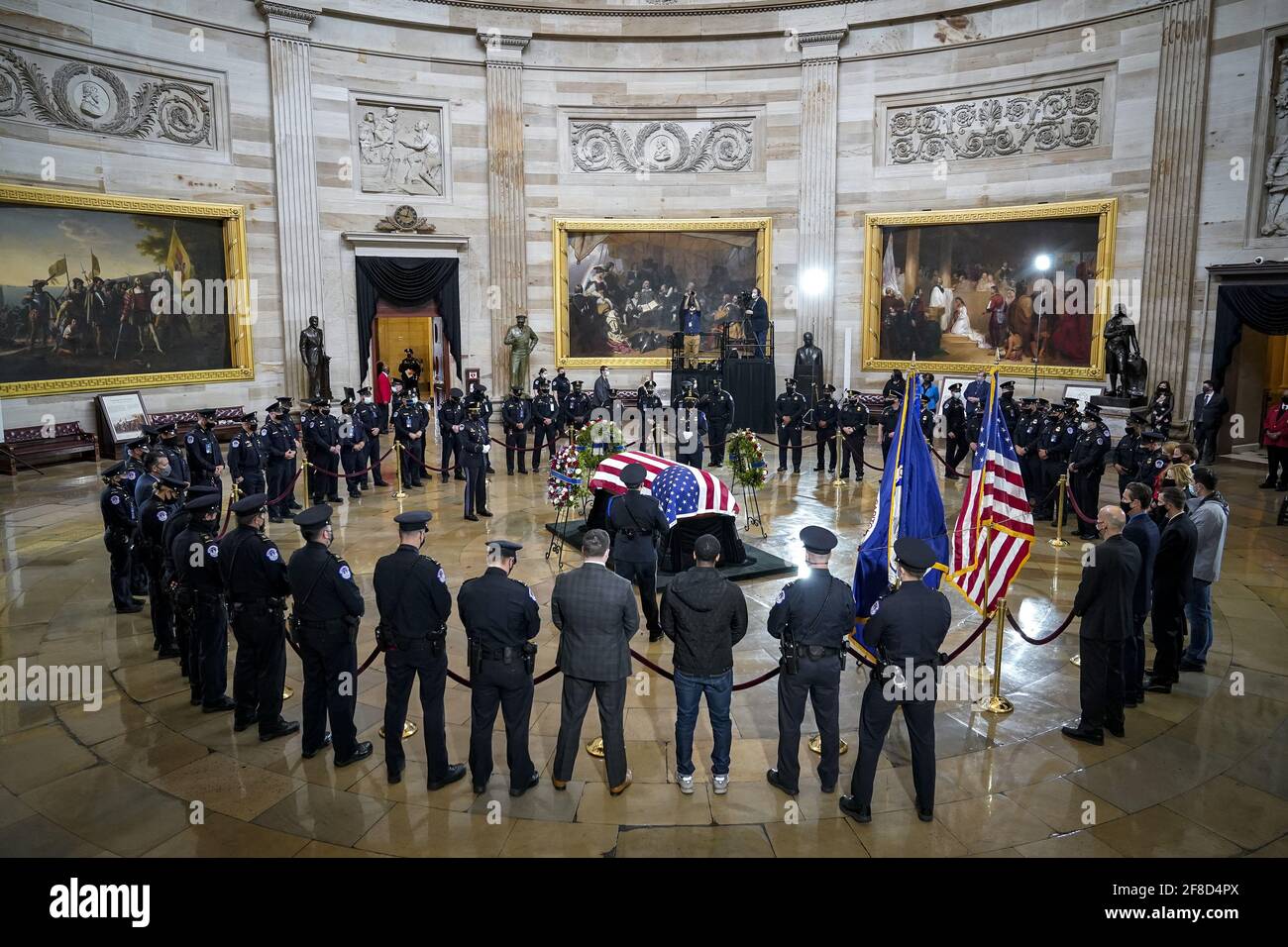 Capitol Police officers surround the casket of the late U.S. Capitol Police officer William 'Billy' Evans during a memorial service as Evans lies in honor in the Rotunda at the U.S. Capitol in Washington DC, on Tuesday April 13, 2021. Evans was killed in the line of duty during the attack outside the U.S. Capitol on April 2. Pool photo by Drew Angerer/UPI Credit: UPI/Alamy Live News Stock Photo
