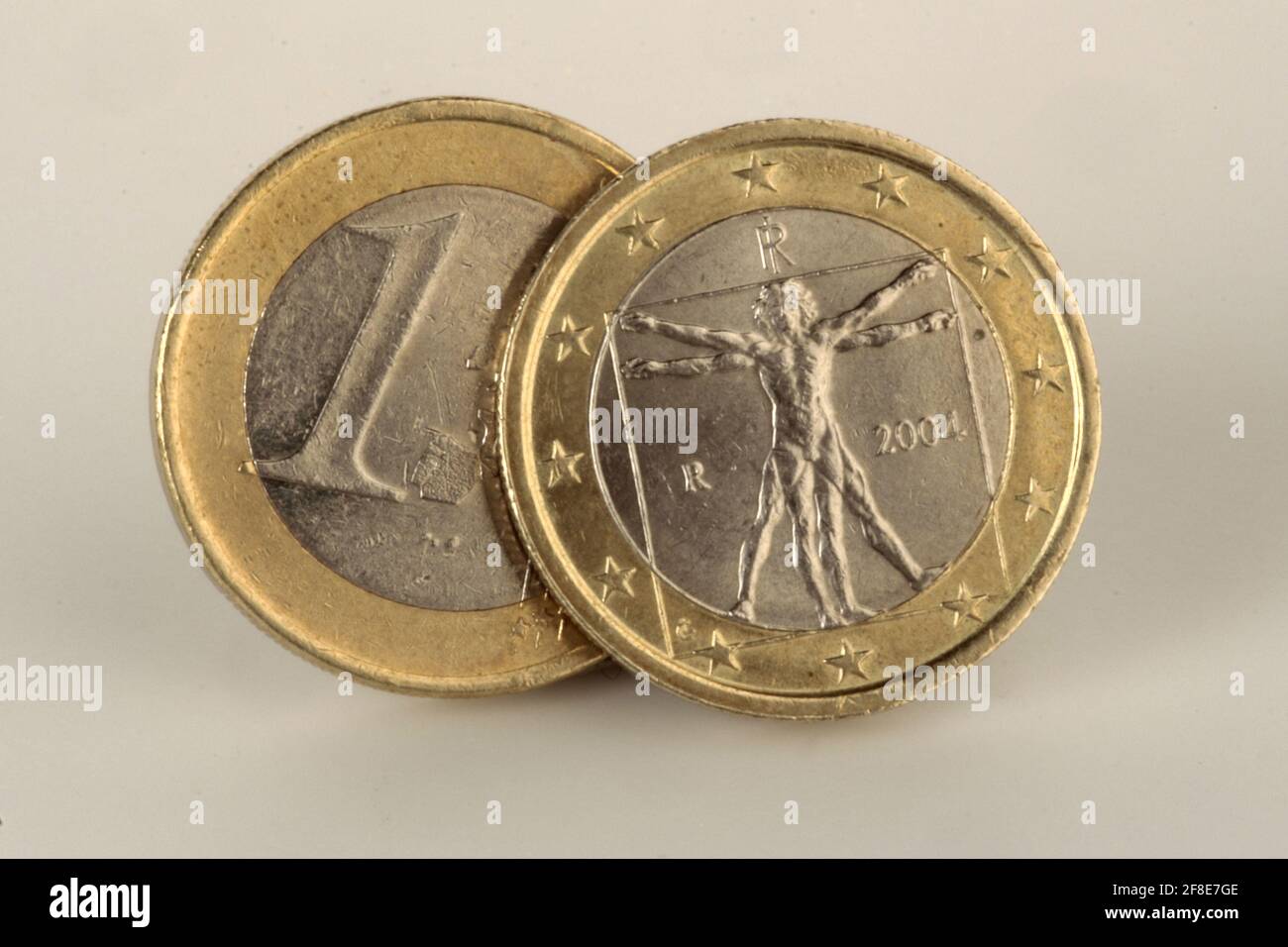 Gold coins plain hi-res stock photography and images - Alamy