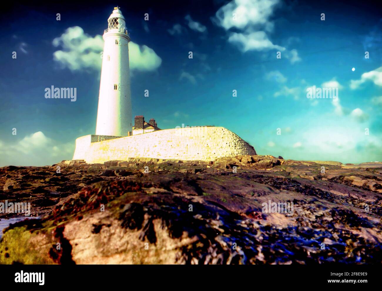 Whitley Bay lighthouse on St. Mary’s Island Stock Photo Alamy