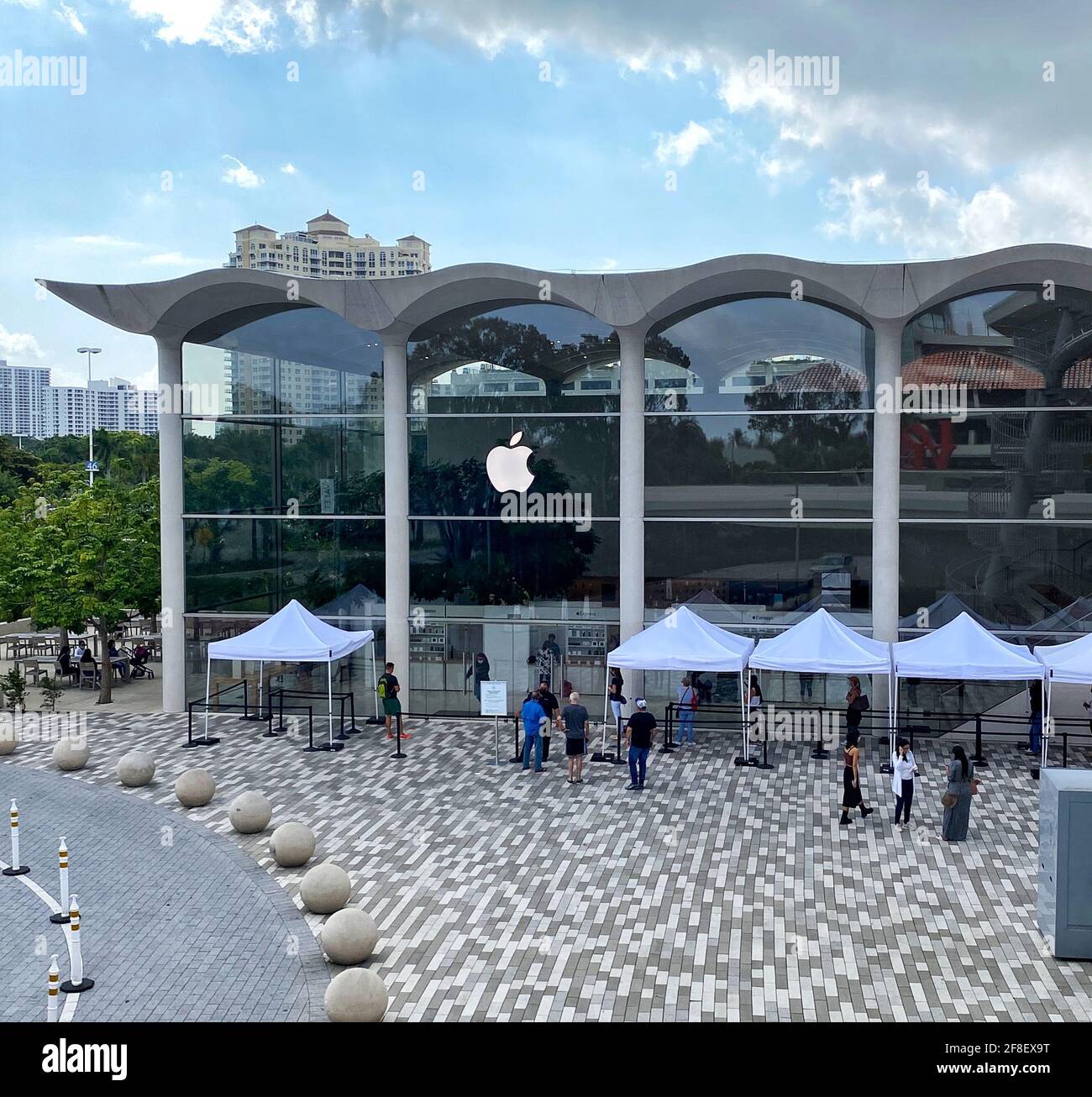 Facade of Louis Vuitton store inside Aventura Mall in Aventura, Florida near  in Miami Dade County. Luxury shopping center and store Stock Photo - Alamy