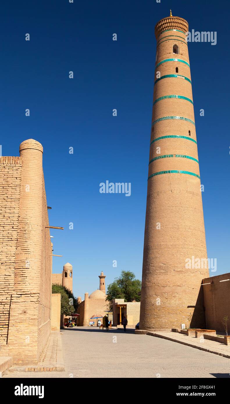 minaret in Khiva (Chiva, Heva, Xiva, Chiwa, Khiveh) - Xorazm Province - Uzbekistan - Town on the silk road Stock Photo