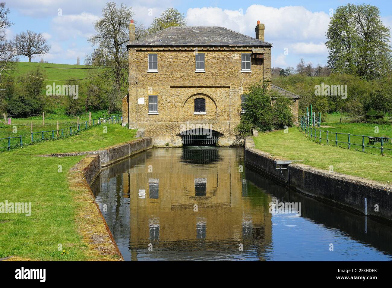 The New Gauge House - the start of the New River in Hertfordshire Stock Photo