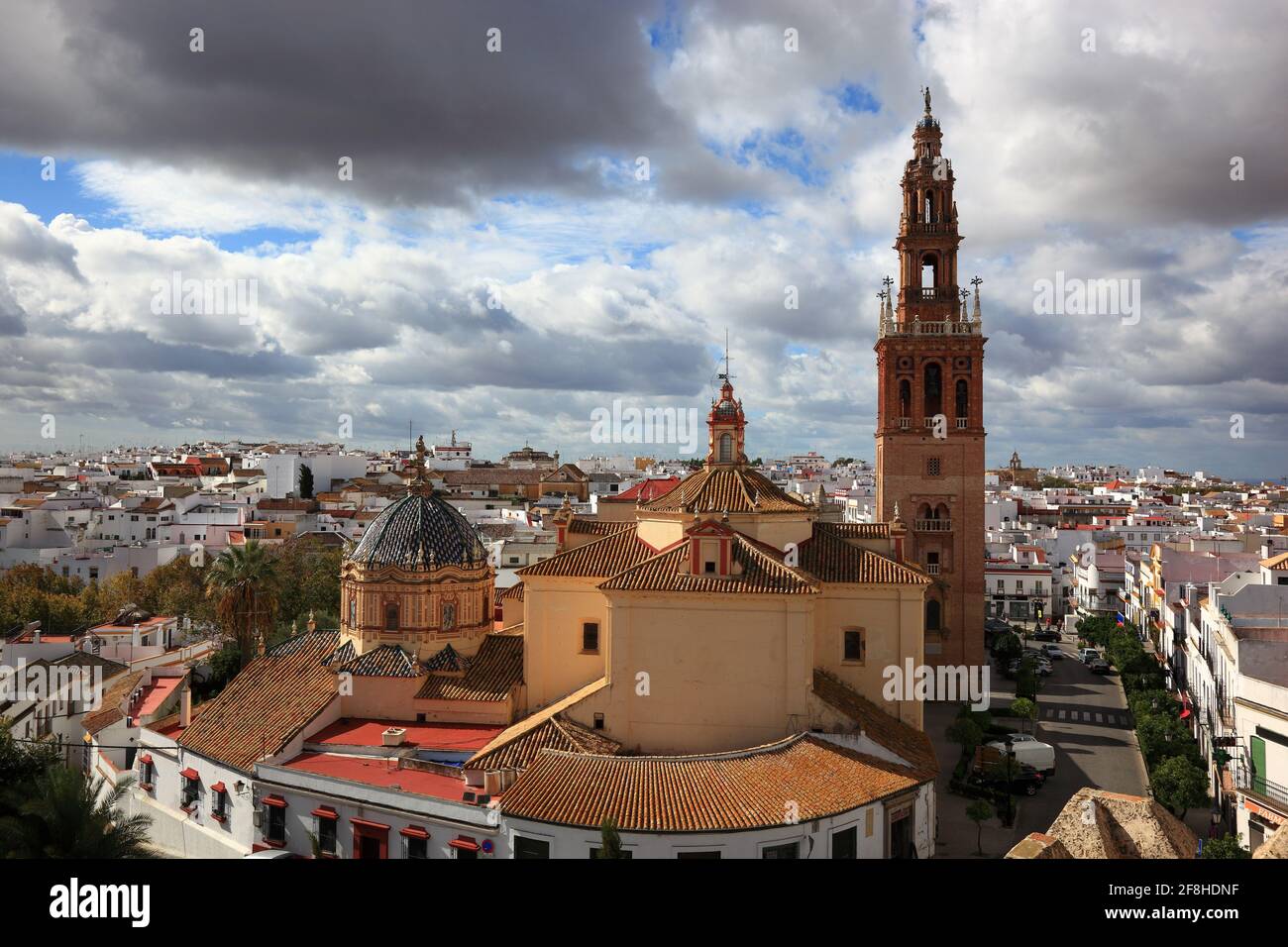 Spain, Andalusia, City Carmona in the province of Seville, view from Alkazar de la Puerta de Sevilla to the old city and the cathedral San Pedro Stock Photo