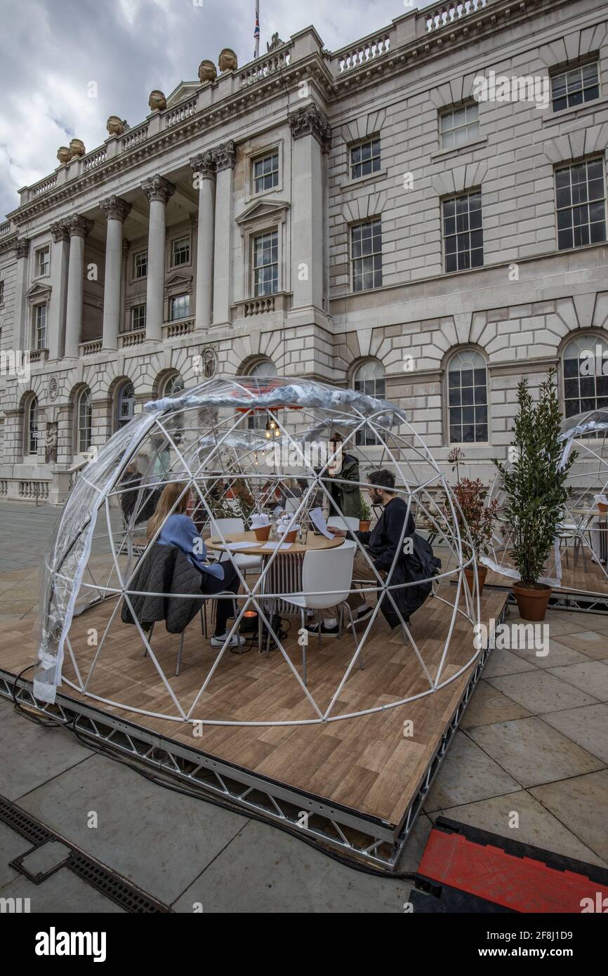 Igloo style units hires stock photography and images Alamy