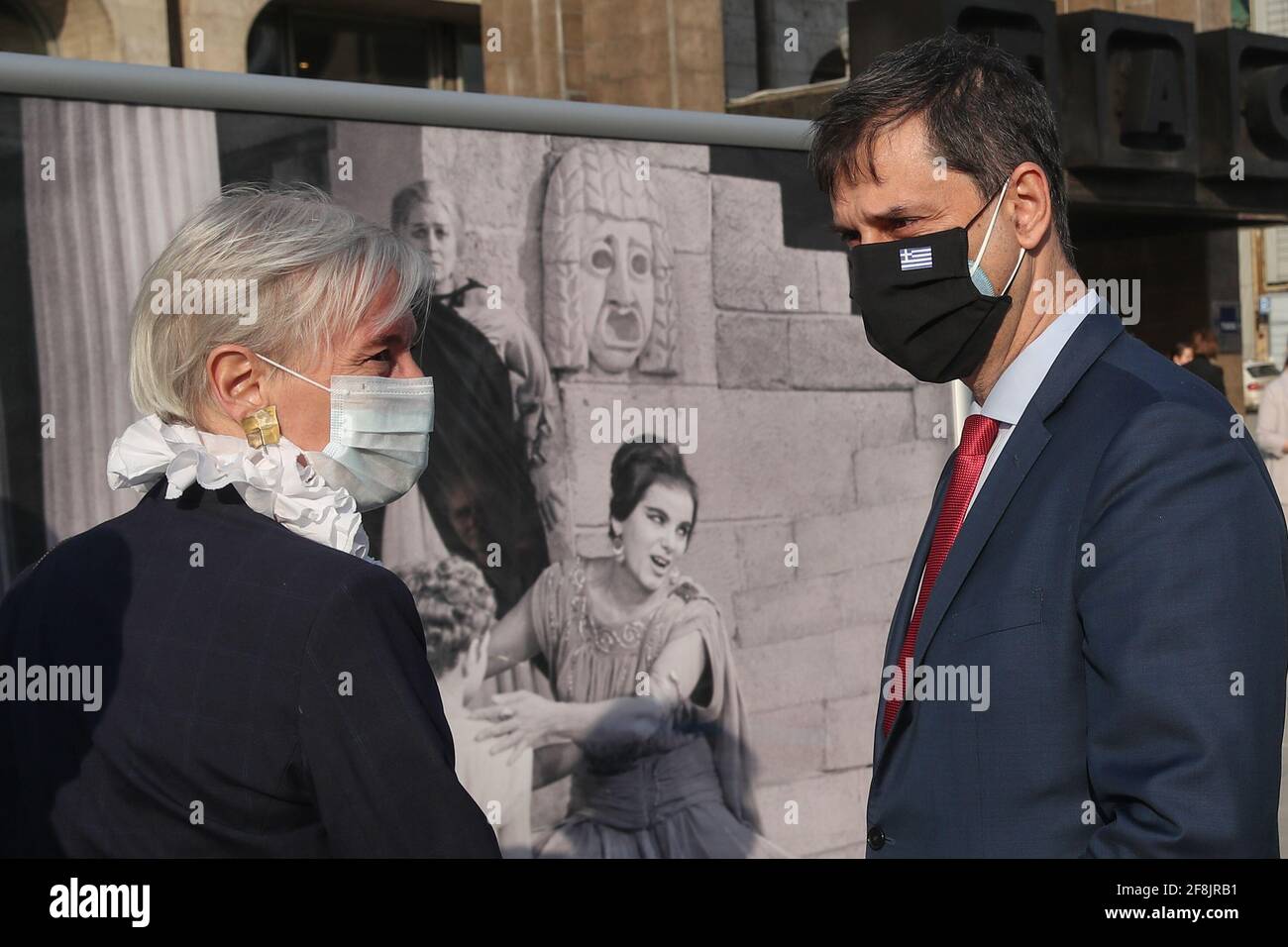 Page 2 L Ottoman High Resolution Stock Photography And Images Alamy