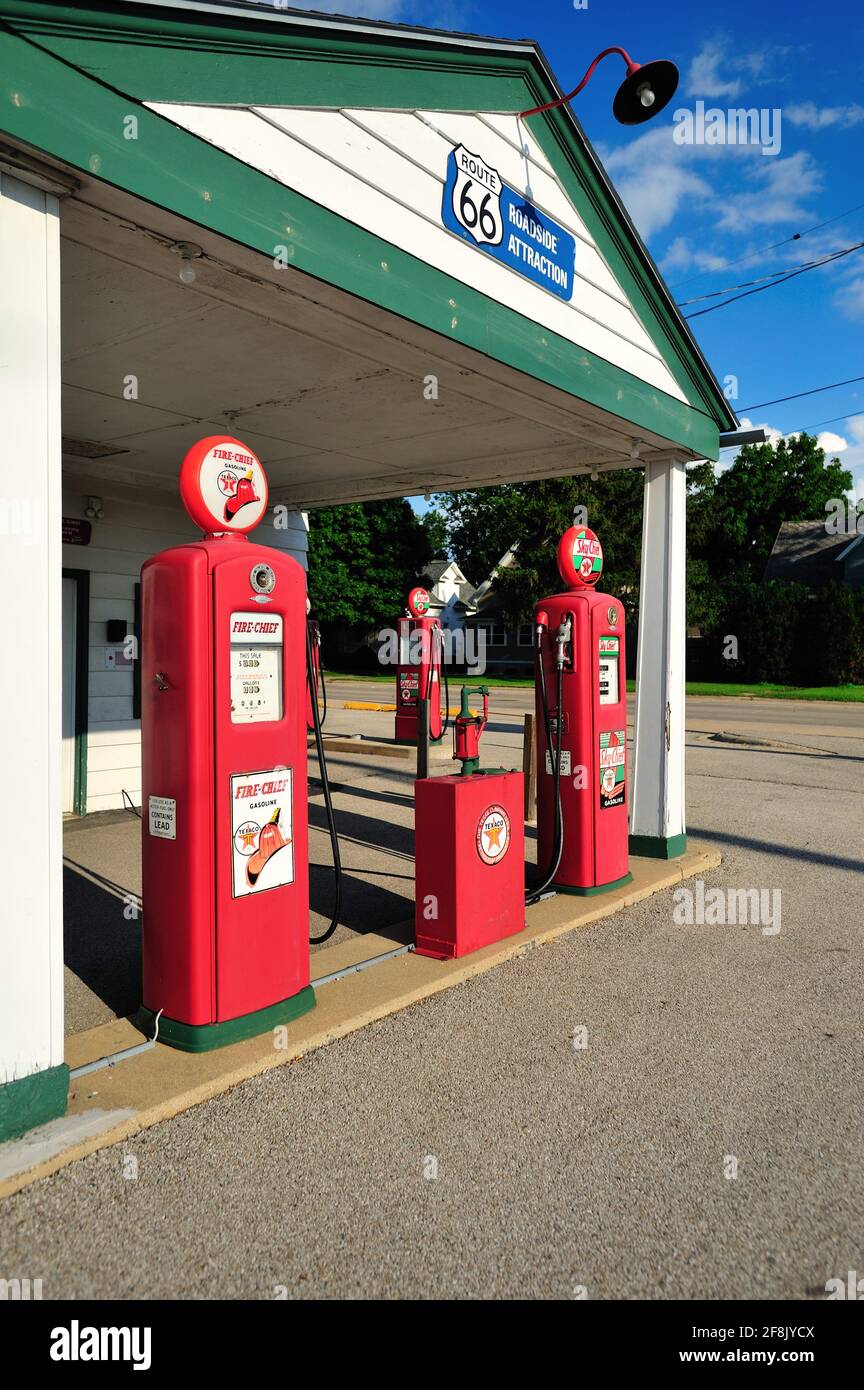 Dwight, Illinois, USA. A step back in time rests in the full-service gas station along the old Route 66 highway. Stock Photo