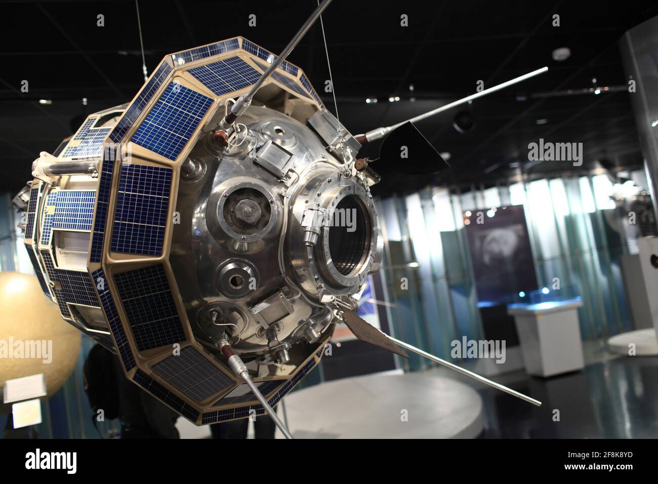 View of Luna 3. It was a Soviet spacecraft launched in 1959, the third  space probe to be sent to the neighborhood of the moon Stock Photo - Alamy