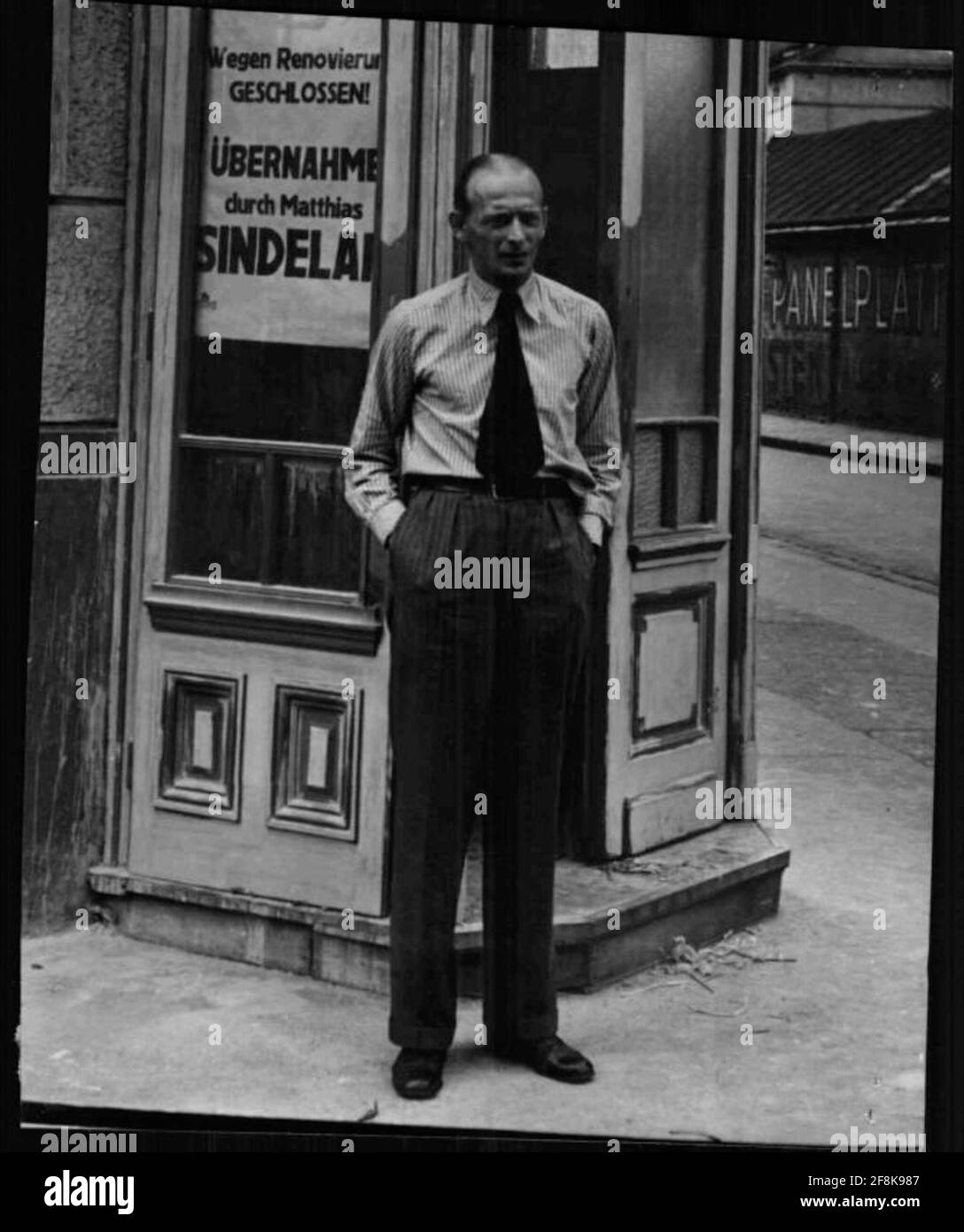 Matthias Sindelar and his coffee house of the football player Matthias