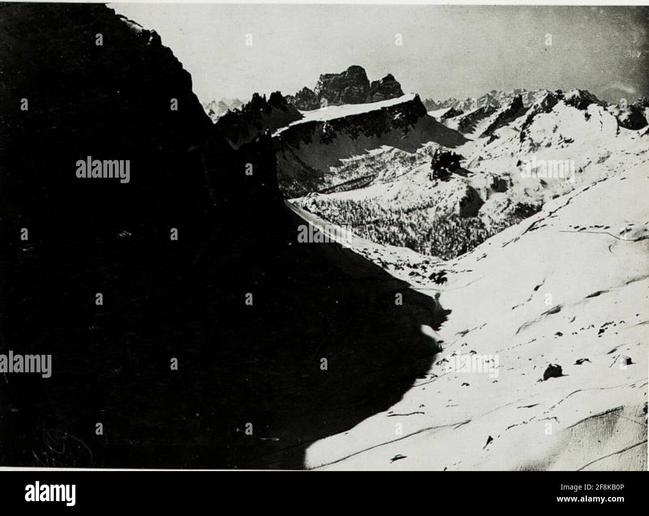 Wartime military activities hi-res stock photography and images - Alamy
