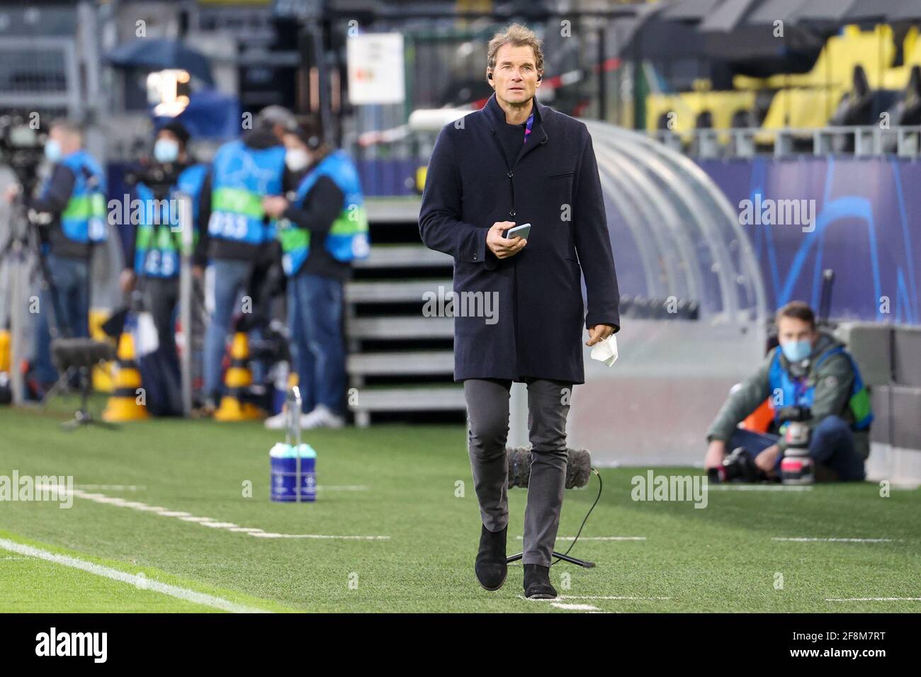 DORTMUND, GERMANY - APRIL 14: Jens Lehmann during the UEFA Champions League Quarter Final 1: Leg Two match between Borussia Dortmund and Manchester City at Signal Iduna Park on April 14, 2021 in Dortmund, Germany (Photo by Joachim Bywaletz/Orange Pictures) Stock Photo