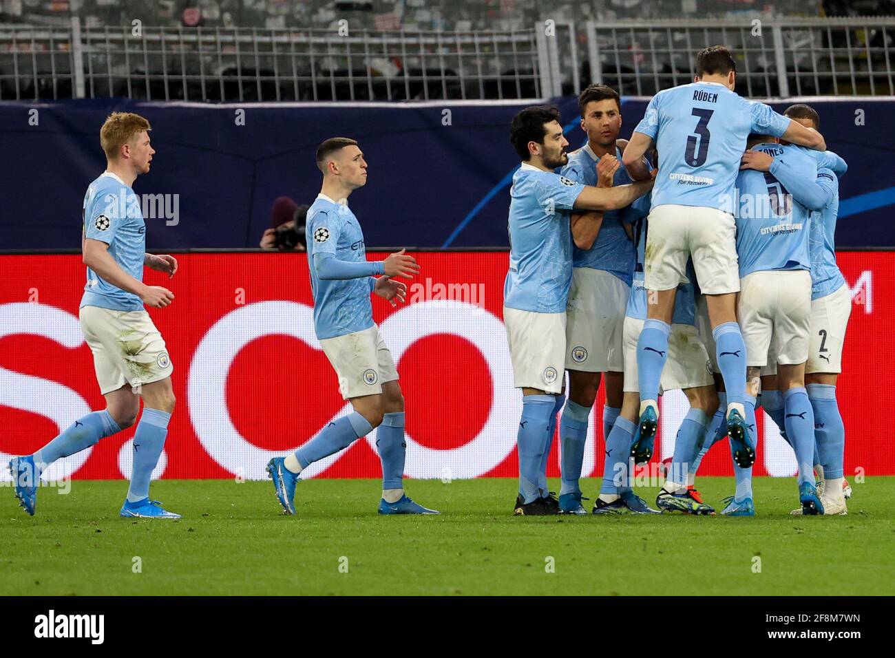 Riyad Mahrez High Resolution Stock Photography And Images Alamy