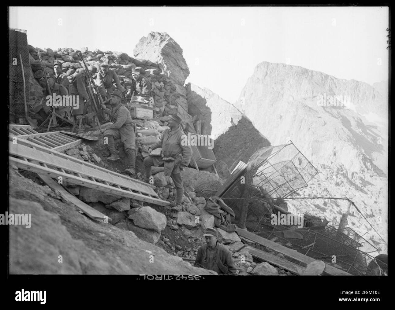 Position Colbricon: Cyclopen rocks on Colbricon, background Cima di ...