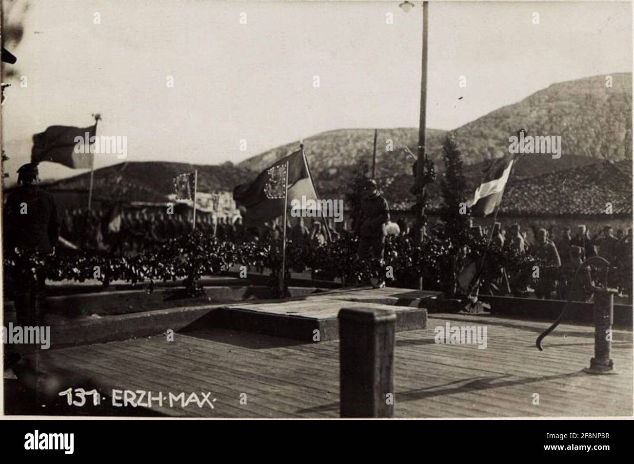 War records arrival hi-res stock photography and images - Alamy