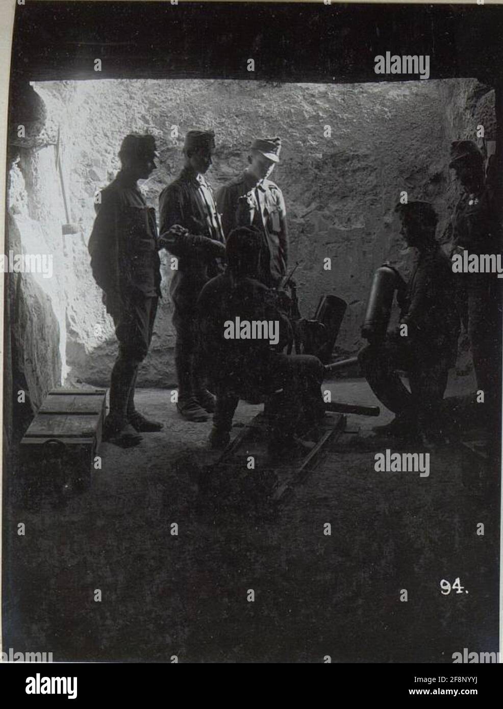 Team group infantry regiment hi-res stock photography and images - Alamy