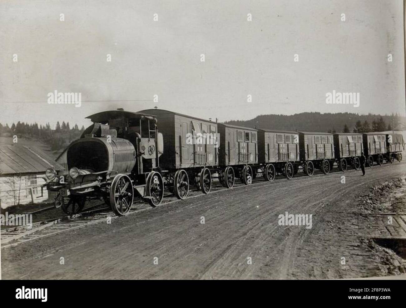 A medical train on the Borgopass on the border with Romania, 31.10.1916 ...