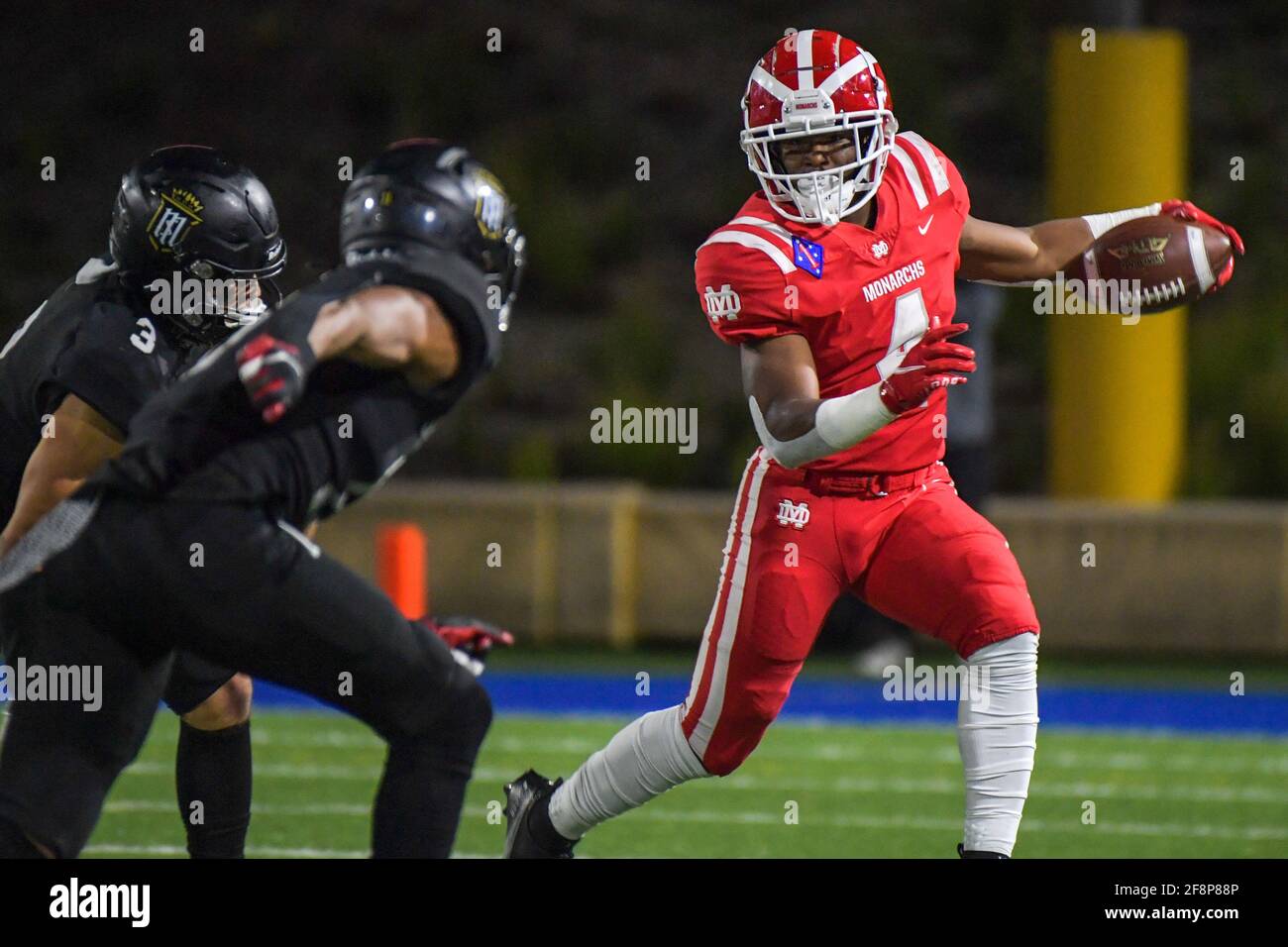 santa-ana-united-states-03rd-mar-2021-mater-dei-monarchs-running-back-raleek-brown-4-during-a-high-school-football-game-against-servite-saturday-apr-3-2021-in-santa-ana-calif-mater