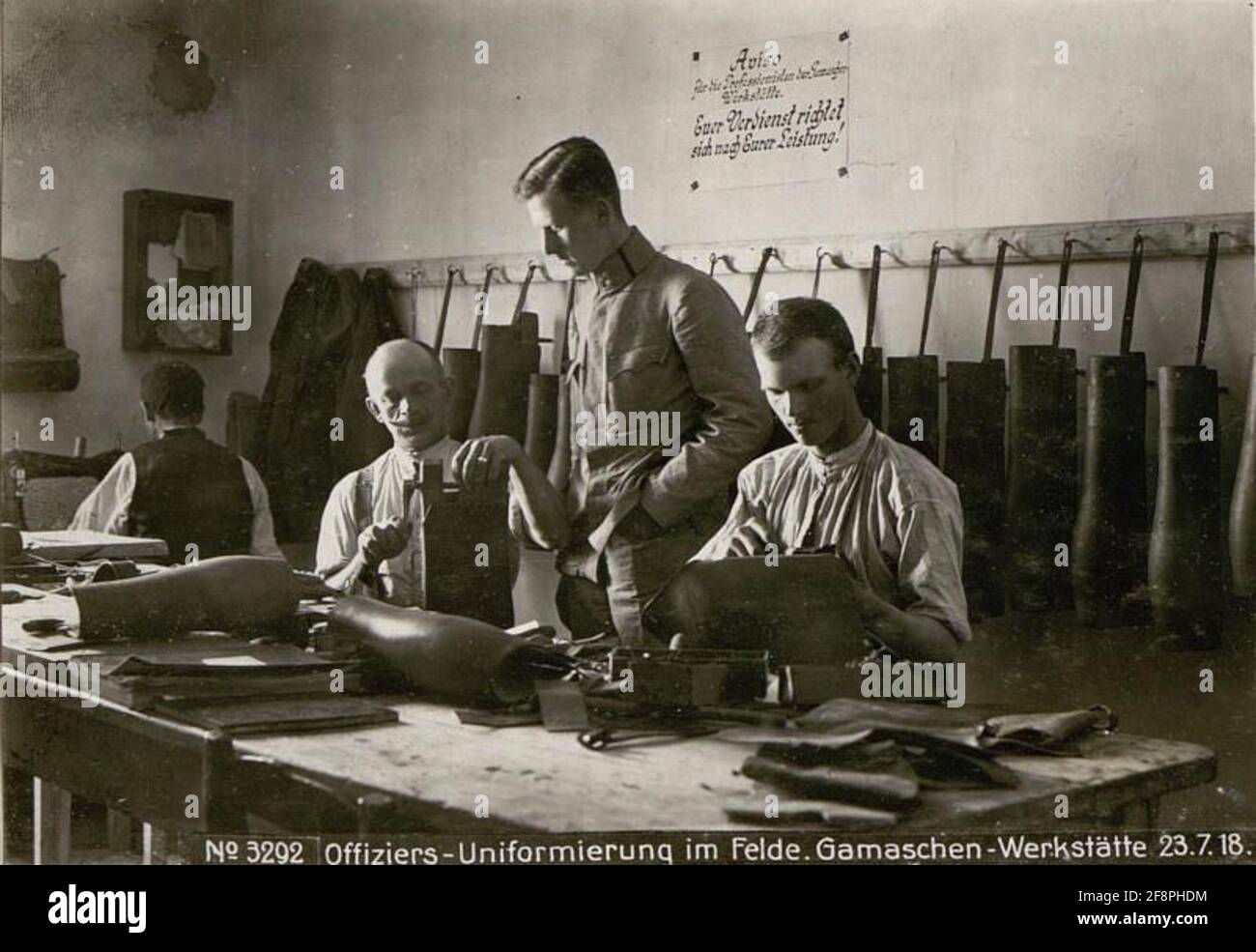 Officer uniformation in the field. Leggings 23.7.18 Stock