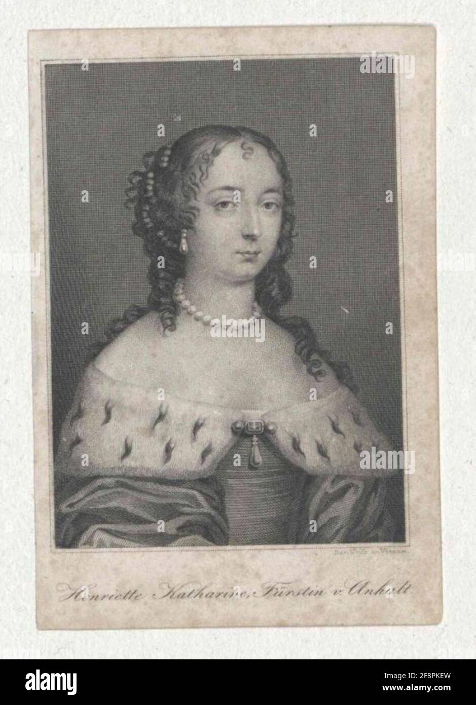 Henriette Katharina, Princess of Orania, Countess of Nassau as Young Princess of Anhalt-Dessau: Half figure, half of the right; with pearl clamps in the hair, pearl ears and pearl necklace; in the shoulder-free dress with hereline trim around the cutout, in the middle of a piece of jewelry with two side beads and pendant dripping bead; The sleeves made a breeding and wrinkled; Rectangular representation with boundary, including German legend, on the edge of the picture below right the enamel designation. Copper engraving (probably an almanac image) of David Weiss, Vienna. Stock Photo