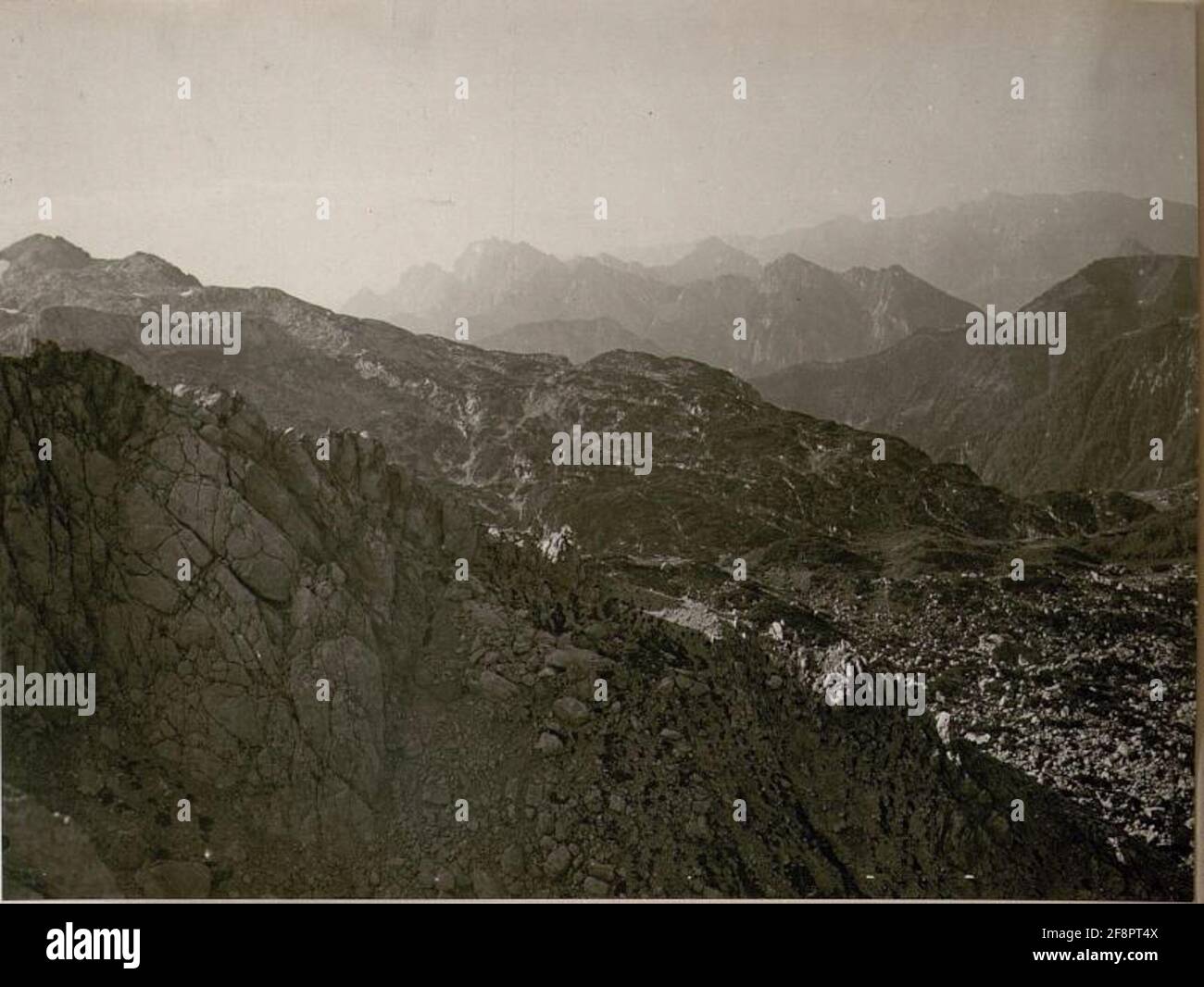 Iron knight hires stock photography and images Alamy