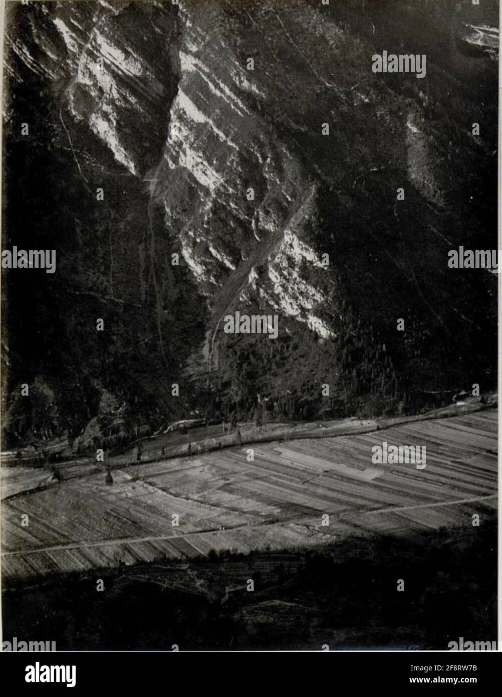 Panorama: Lago di Ledro and Valley to Bezzecca. Point: Tomeabru. (6. Part image to wk1 alb082 24352). Stock Photo