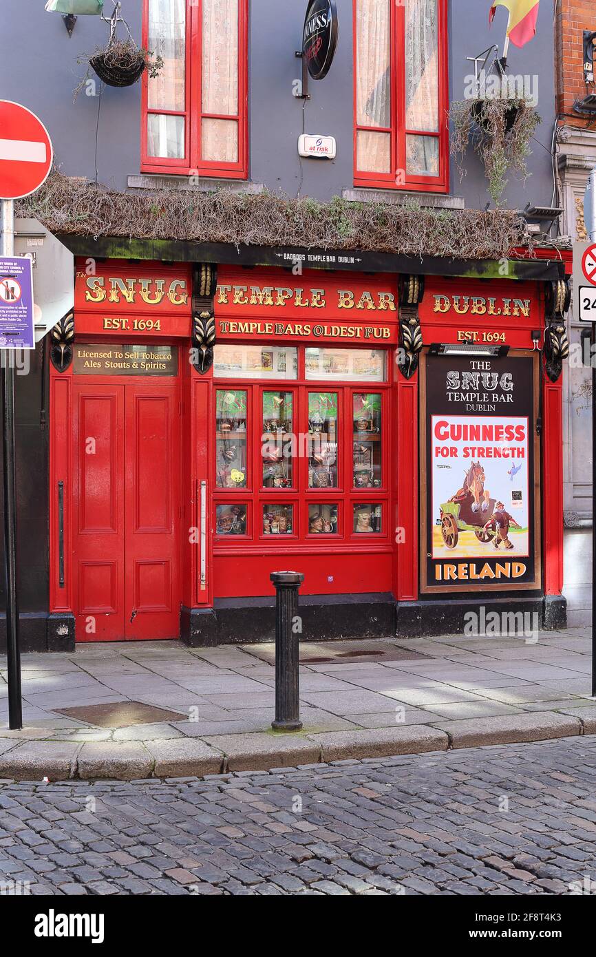 Temple bar pub in Dublin Ireland Stock Photo