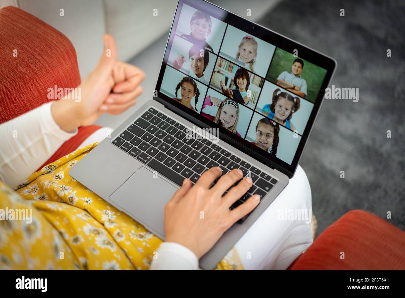 Arab Teacher Female High Resolution Stock Photography And Images Alamy
