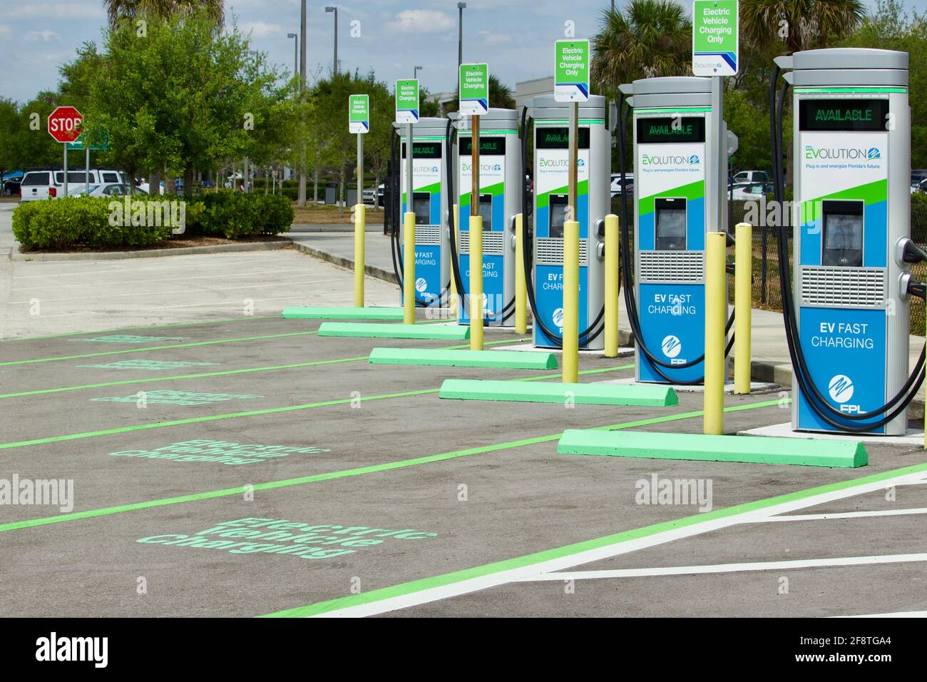 2/23/2021 Florida Turnpike service plaza. Florida Power &Light