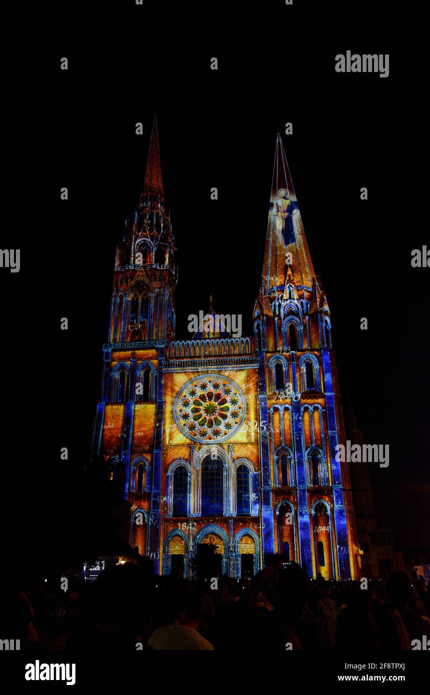 Chartres Light Light show on chartres cathedral hi-res stock photography and images ...