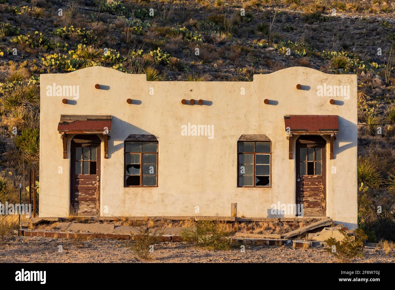 Whites City Deluxe Cottages, abandoned adobestyle tourist cabins outside Carlsbad Caverns