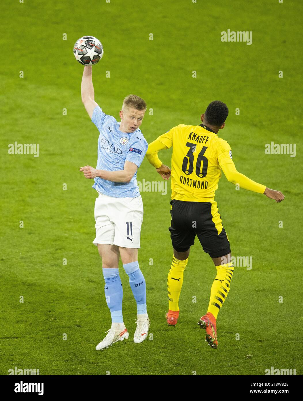 Oleksandr Zinchenko (City), Ansgar Knauff (BVB) Borussia Dortmund -  Manchester City 14.04.2021, Fussball, Champions League, 1. Bundesliga,  Saison 2020 Stock Photo - Alamy