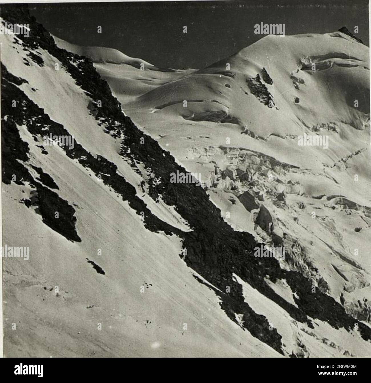 Wartime military activities hi-res stock photography and images - Alamy