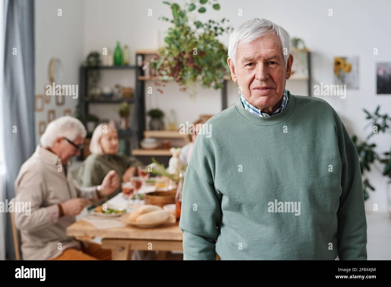Portrait cheerful caucasian old man hi-res stock photography and images ...