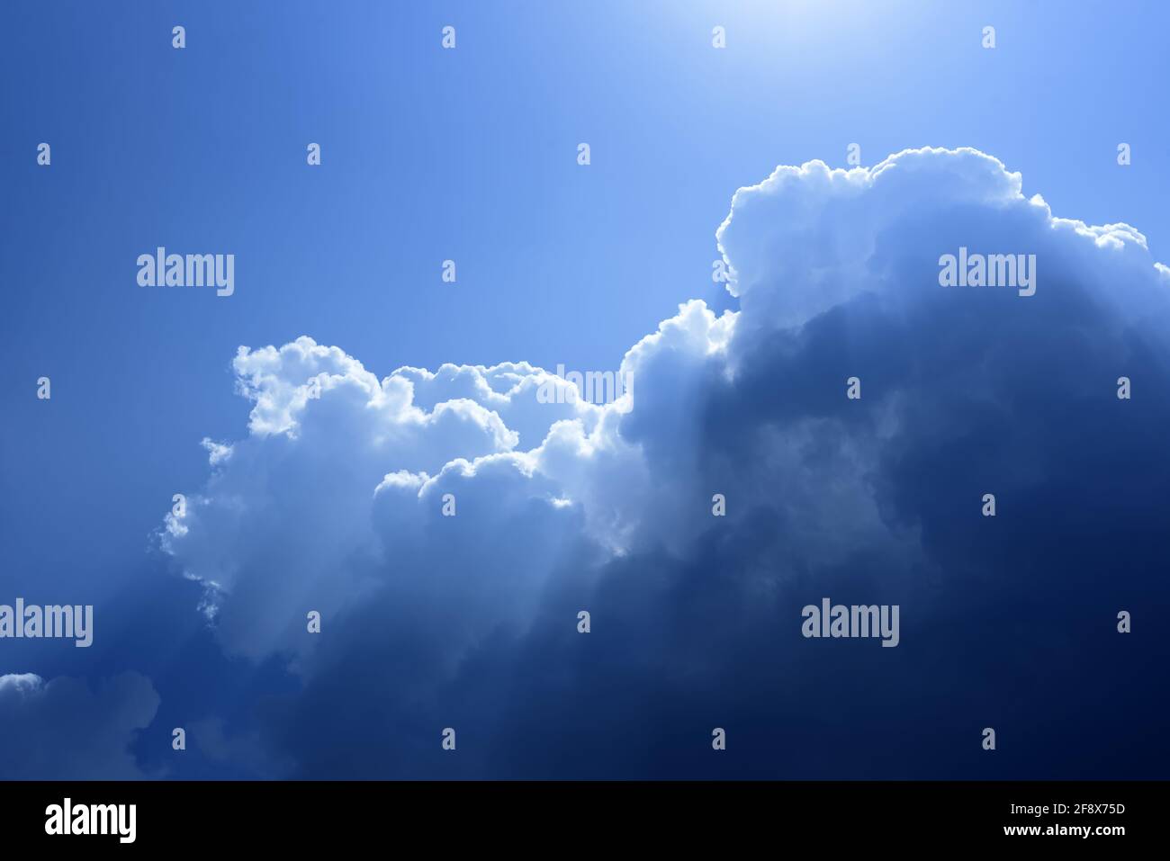 Horizontal weather backdrop hi-res stock photography and images - Alamy