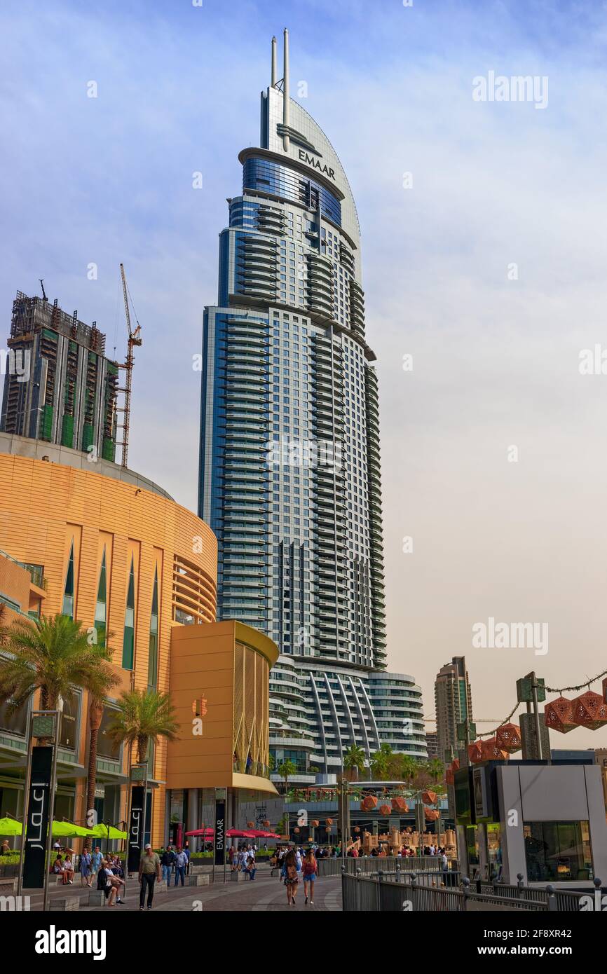 Downtown, Finance District, Emaar Square, Dubai Stock Photo Alamy