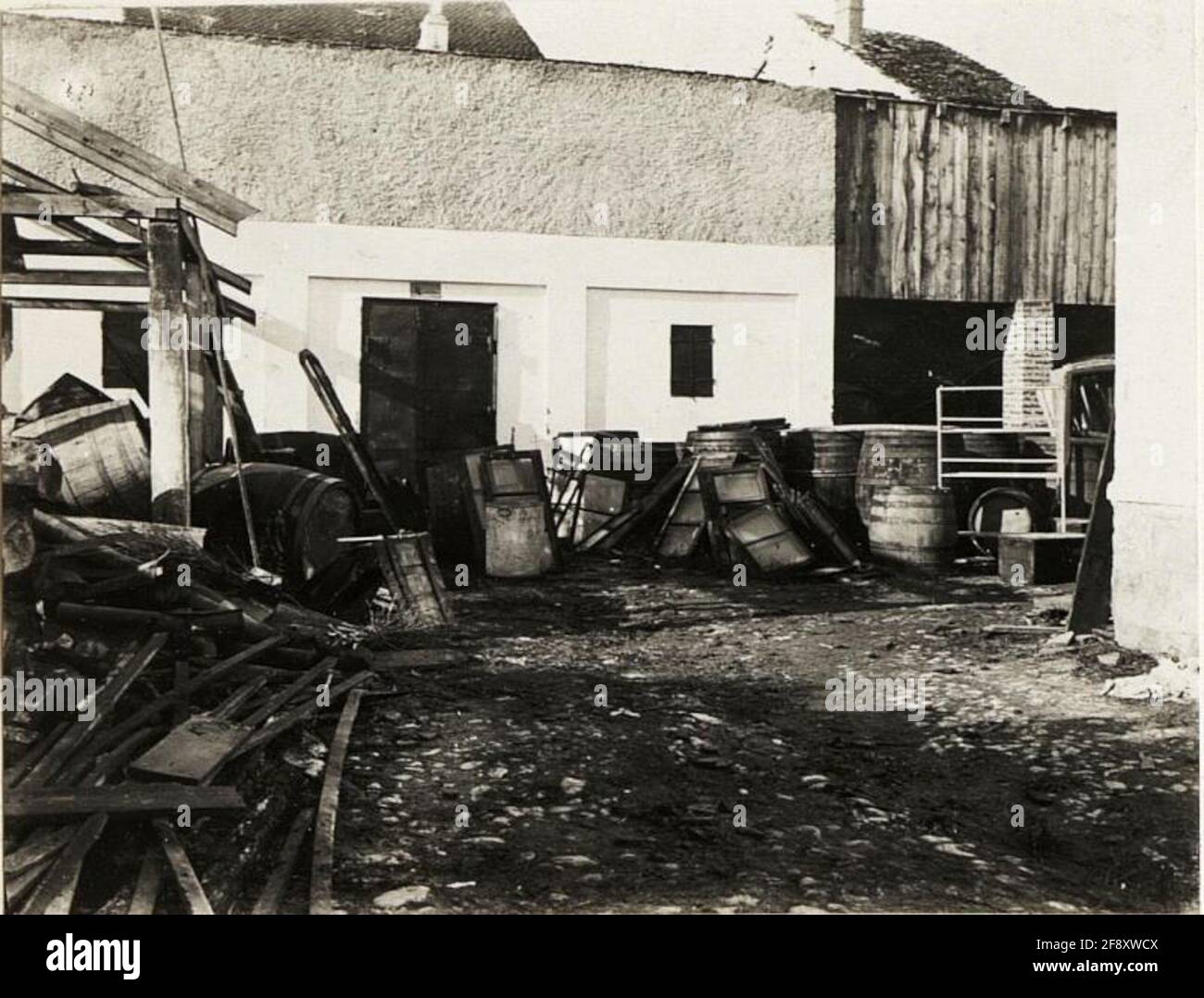 Soldier living quarters hi-res stock photography and images - Alamy