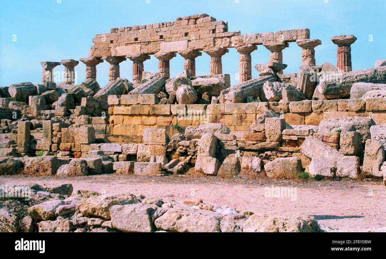 Selinunte. Temple C Stock Photo - Alamy