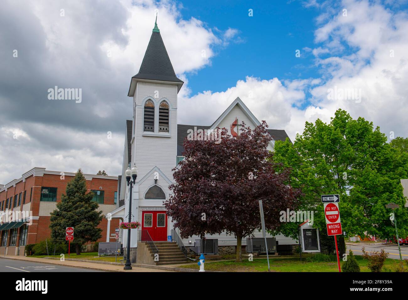 New Hope Fellowship Church on Main Street in Maynard historic town