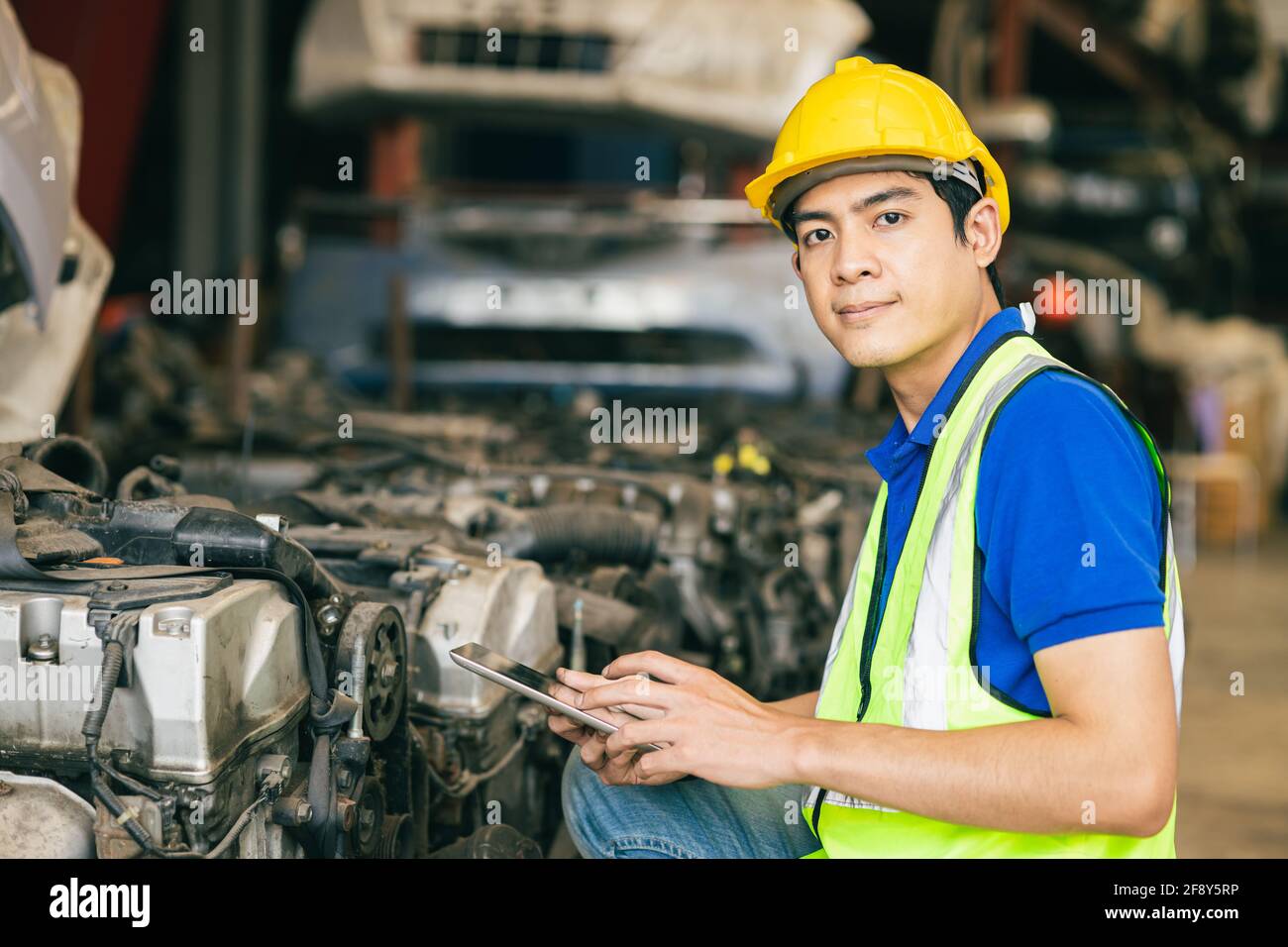 Old motor engineer hi-res stock photography and images - Alamy