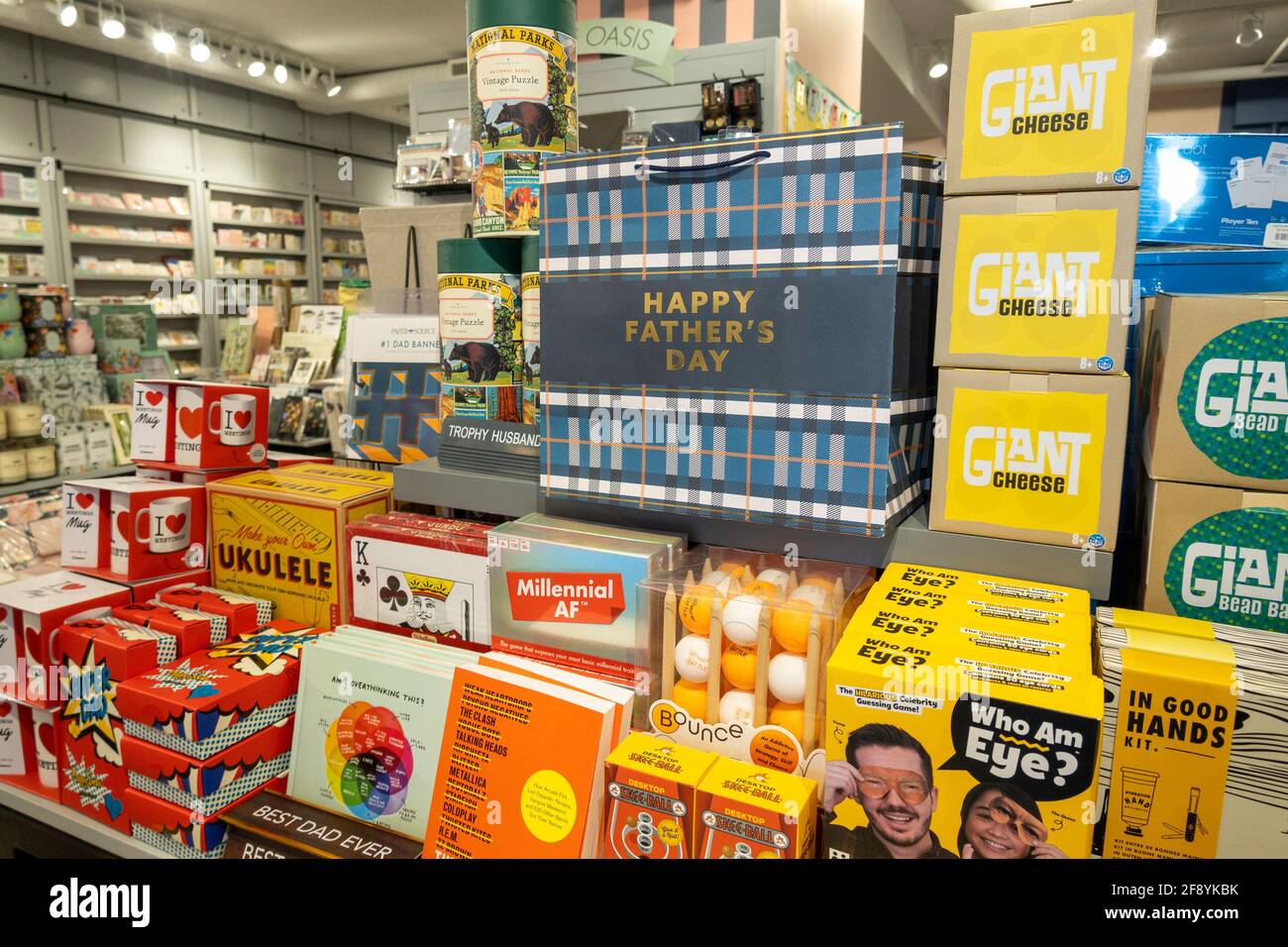 Paper Source Store Interior,420 Lexington Avenue, NYC, USA Stock Photo