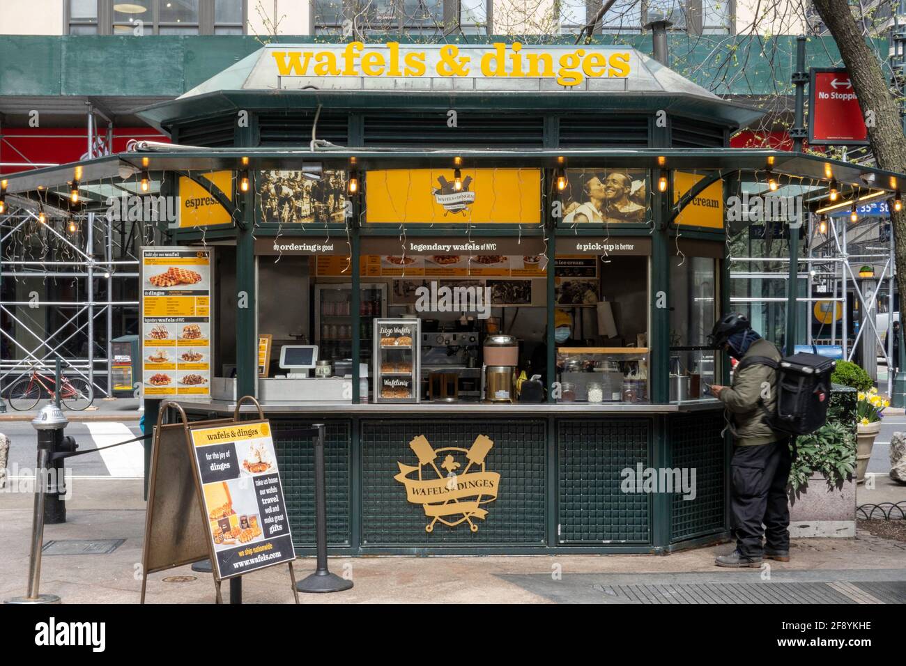 Wafels & Dinges Gourmet Food Kiosk Herald Square, NYC, USA Stock Photo