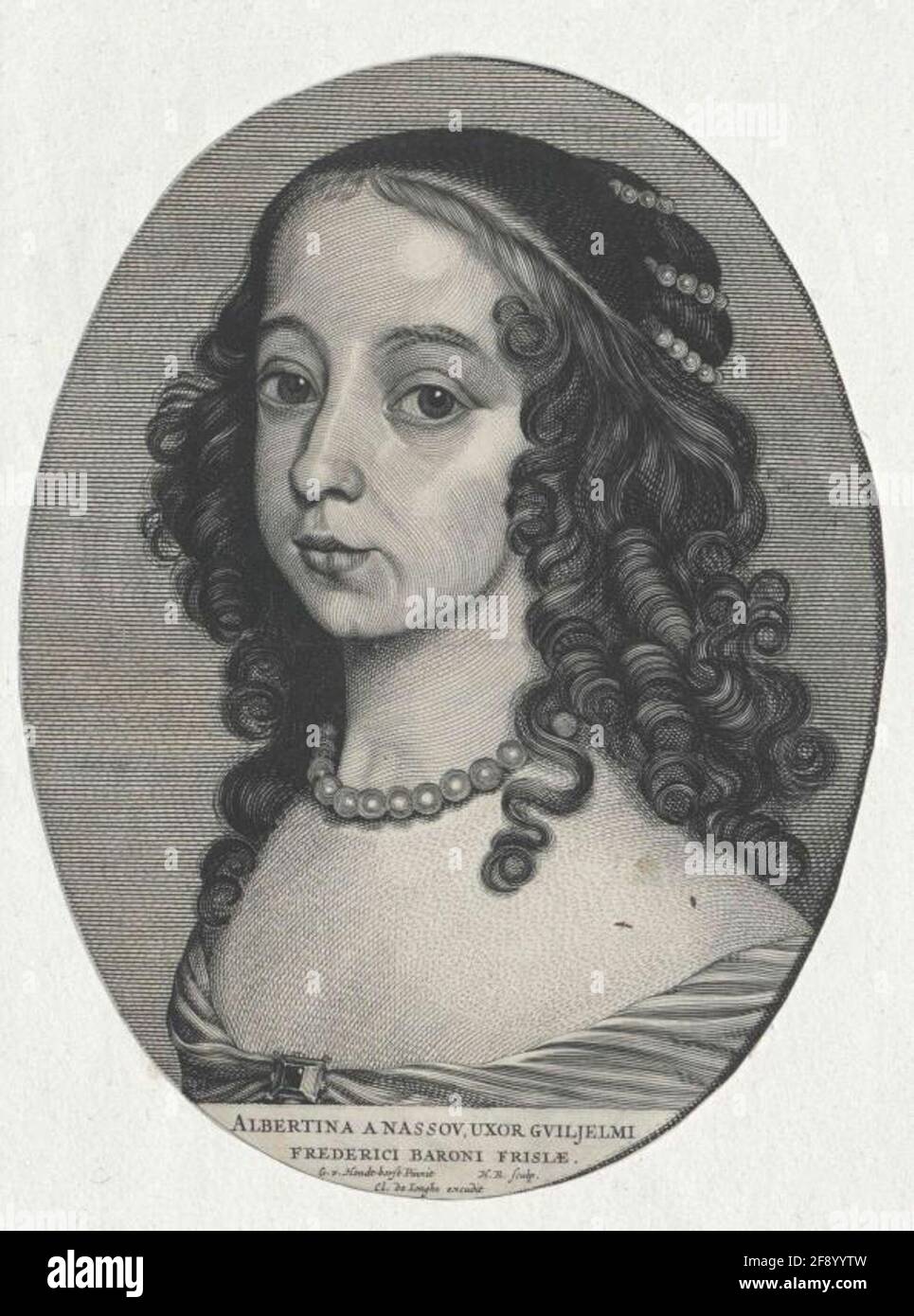 Albertine Agnes, Princess of Orania, Countess of Nassau as a girl: chest picture, half from left; with side curly hair, pearl cord thread at the backhead, pearl necklace; ; in a shoulder-free dress; Small jewel with pearl at the neckline; In the sub-segment of the pornoval Latin. Legend (already as a wife of Wilhelm Friedrich von Nassau-Diez); Artist names; Cut out on the portrait edge oval. Copper engraving of Hendrik Rochusz. Van Dagen after paintings by Gerrit van Honthorst, moved by Clement de Jonghe. Stock Photo