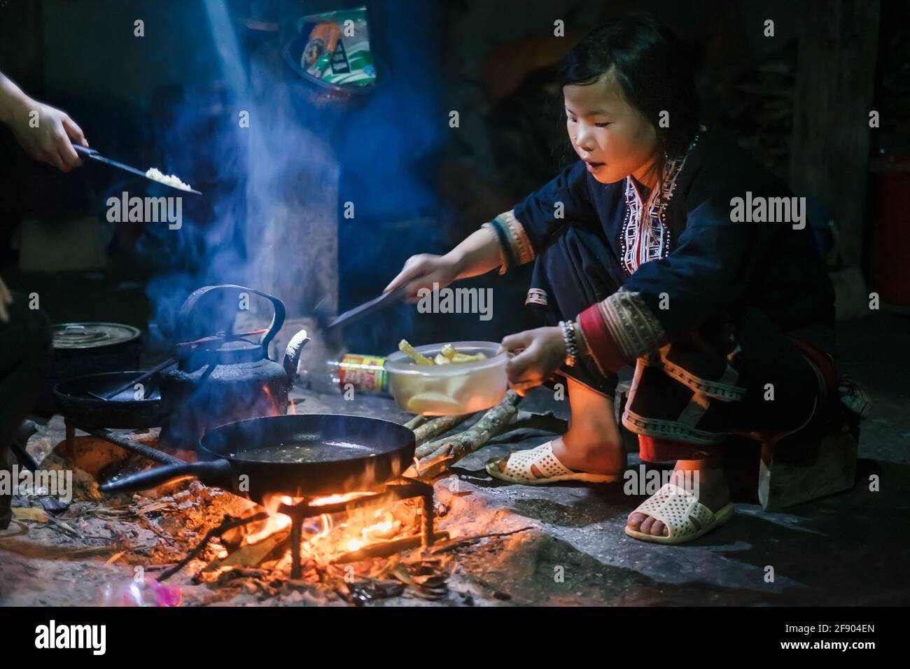 Hmong family hires stock photography and images Alamy