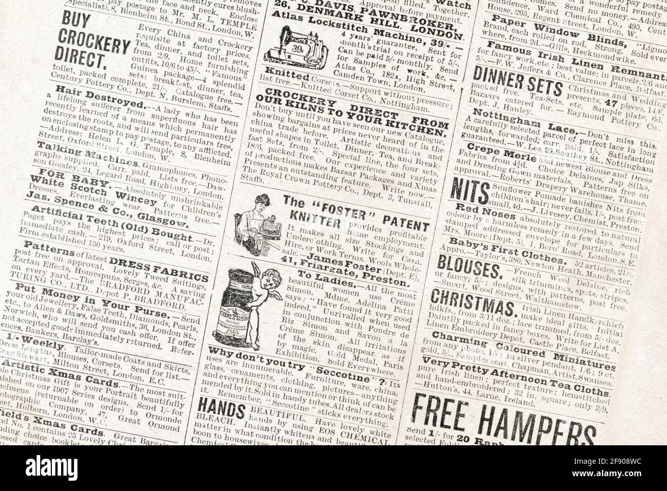 Old magazine page hi-res stock photography and images - Alamy