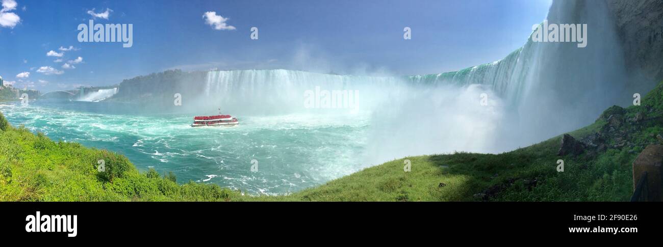 Landscape with famous waterfall of Niagara Falls, New York State, USA Stock Photo