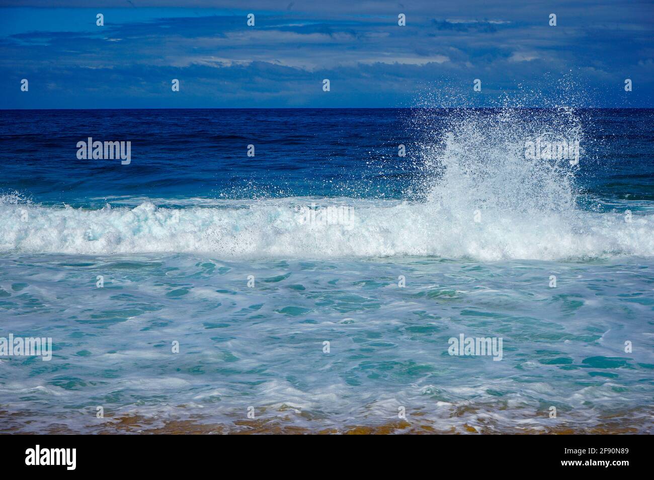 Waves crashing along Sunset Beach, Pupukea, North Shore, Oahu, Hawaii, USA Stock Photo